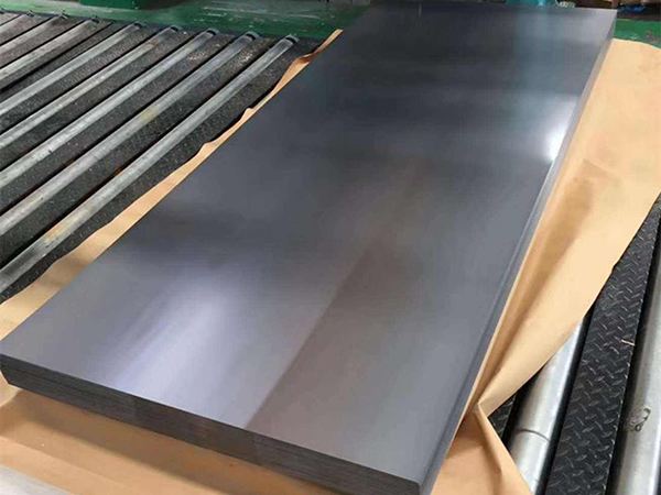 用钢板自搭房间?TA们迅速行动