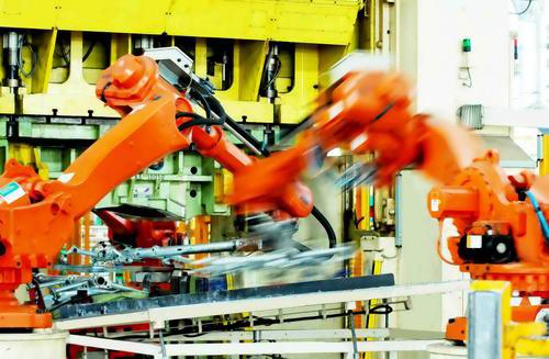 华新精科主板IPO注册生效