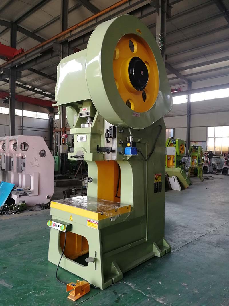 时创科技取得金属手机支架冲压加工装置专利拆装较为方便