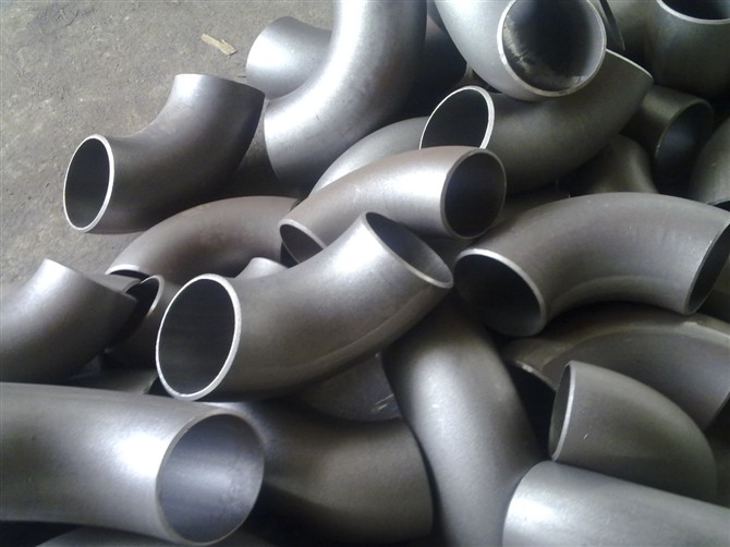 东峰集团：预计2025年半年度亏损680000万至380000万