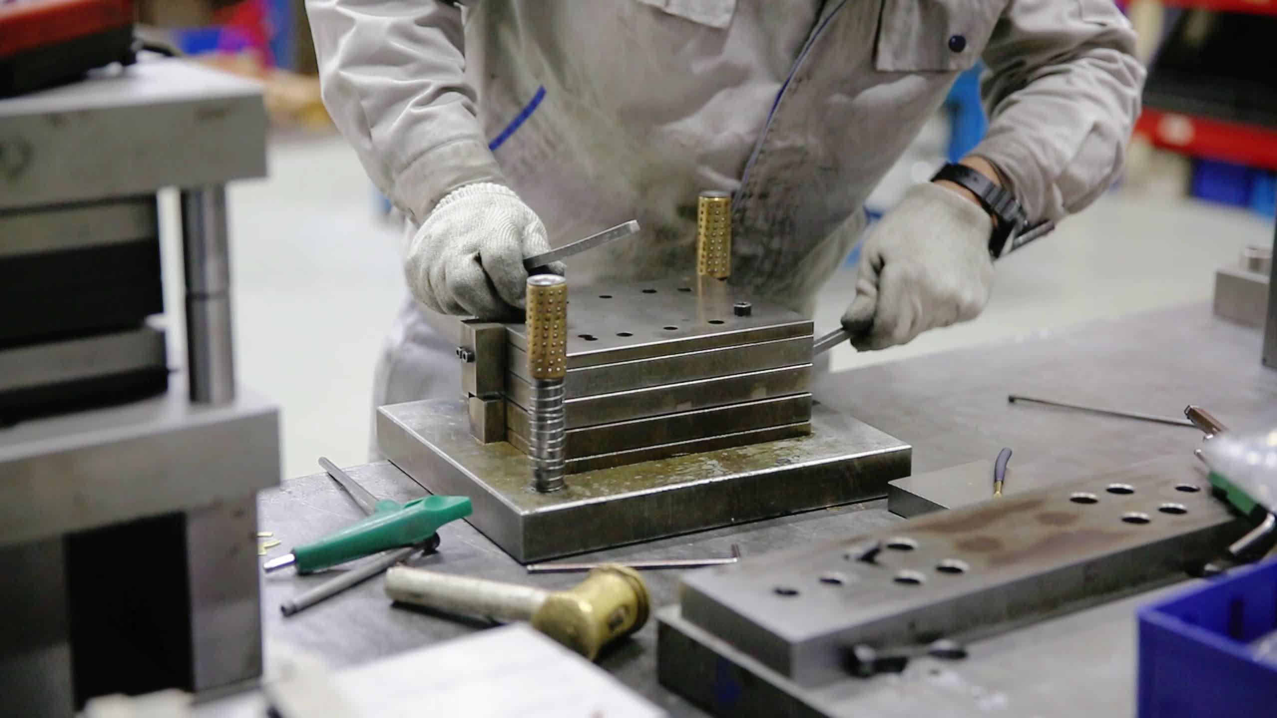 持正科技申请链板冲压模具专利冲压件平面度高